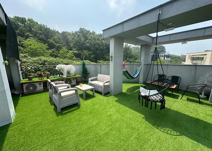 Yolo House