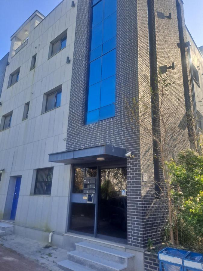 ゲストハウス Yolo House