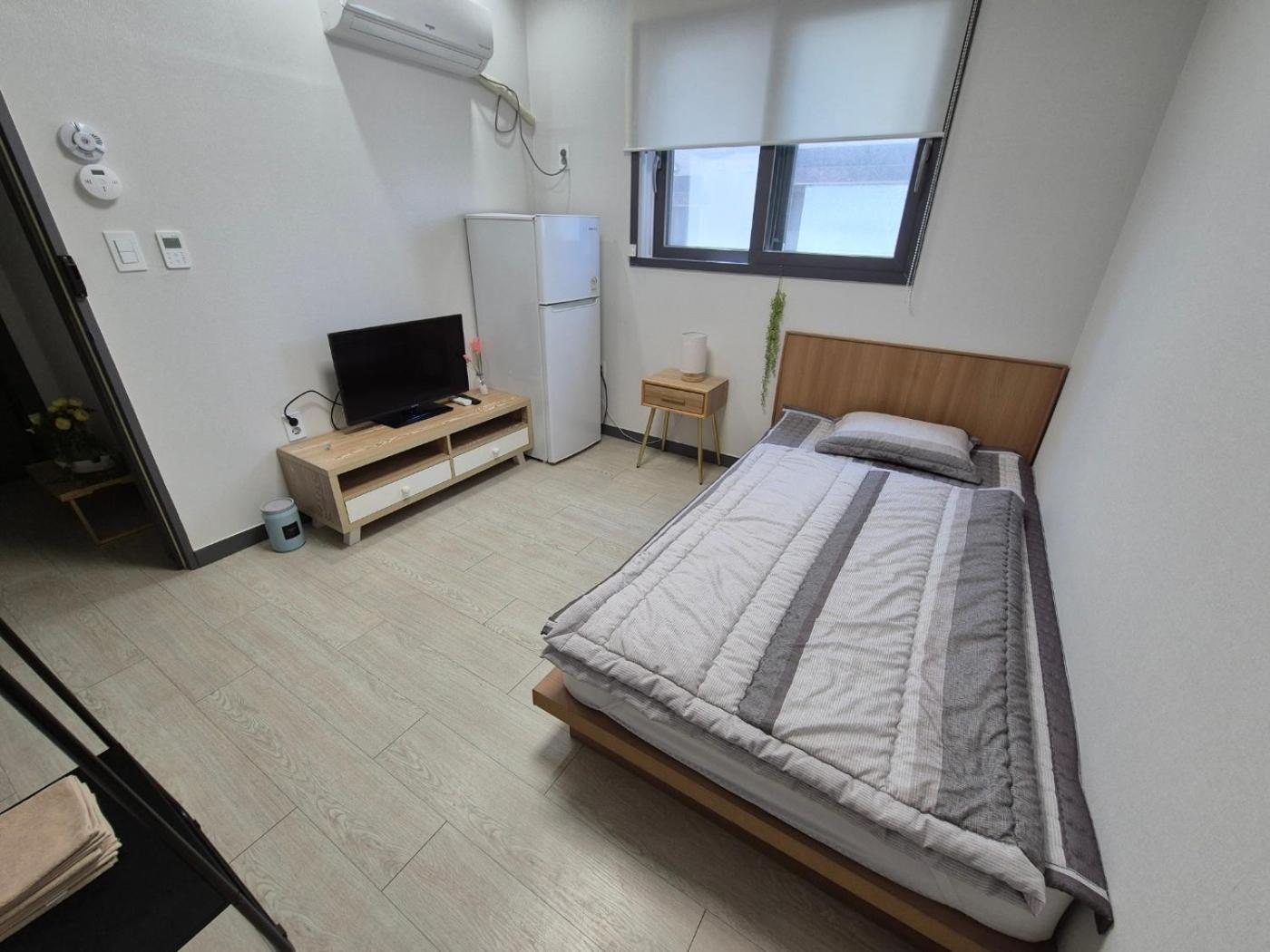 Yolo House 招待所 *