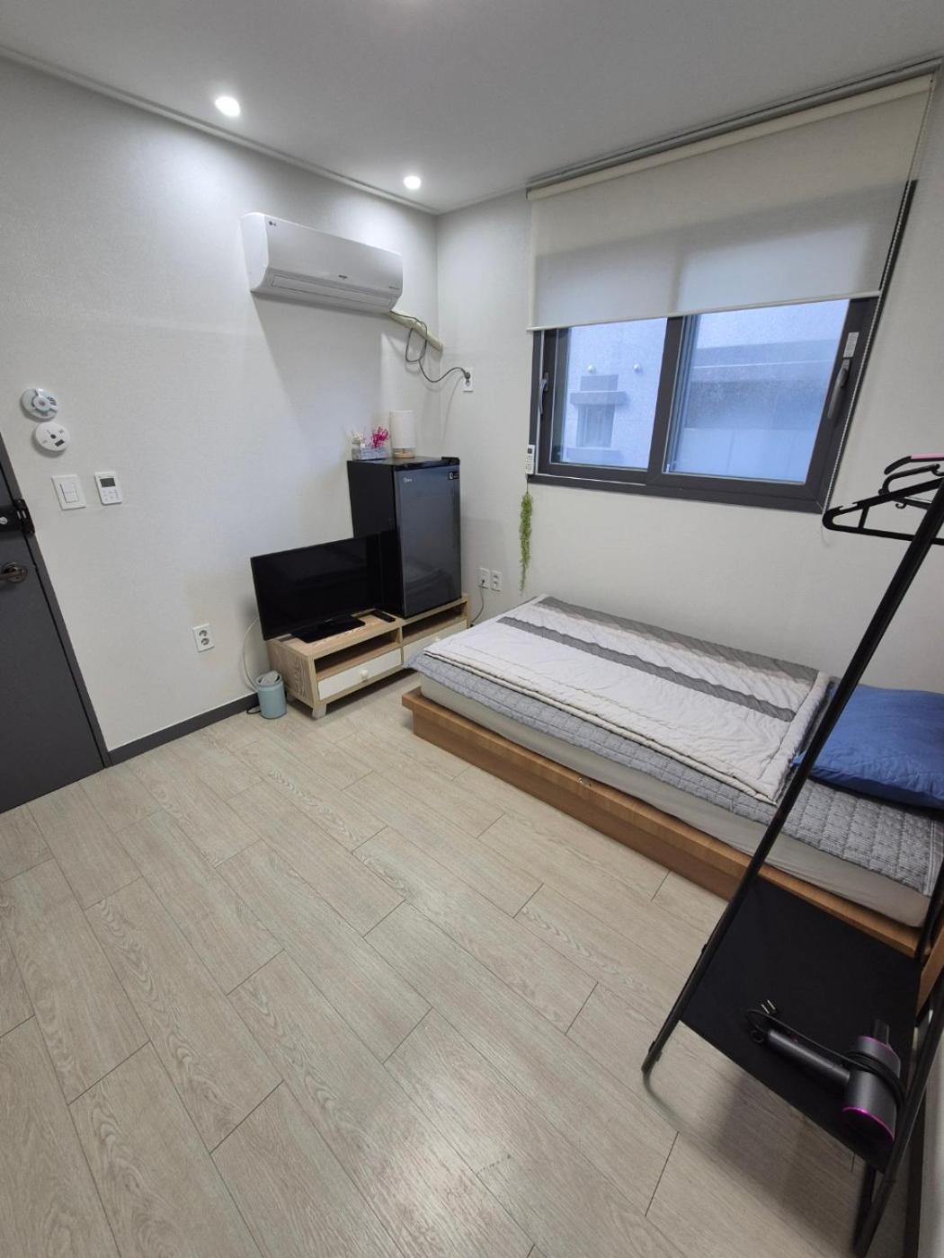 Yolo House 招待所 仁川
